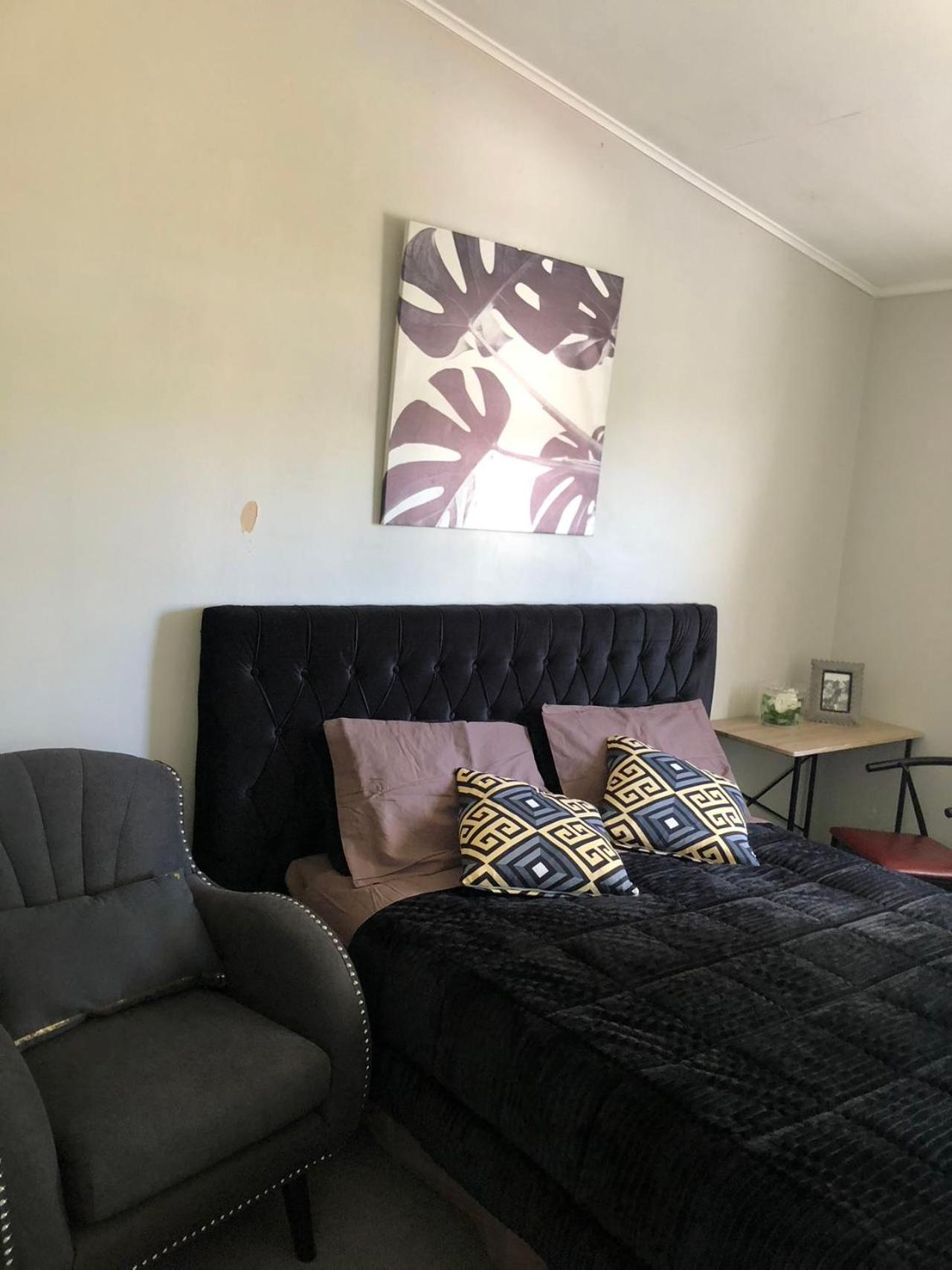 West Side Beautiful And Quiet Homestay