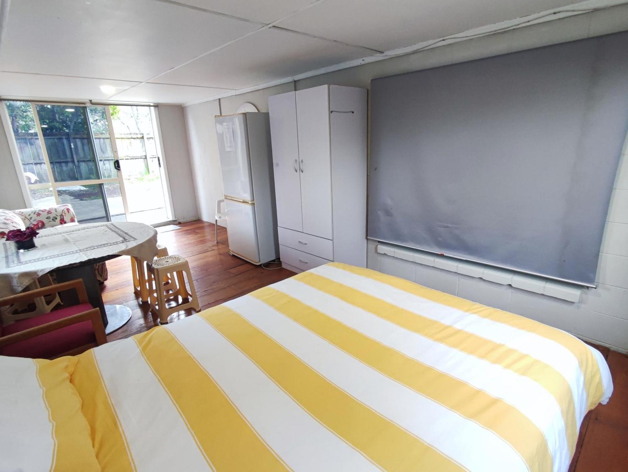 Homestay West Side Beautiful And Quiet *